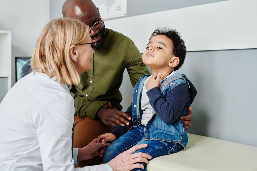 FNP with a patient